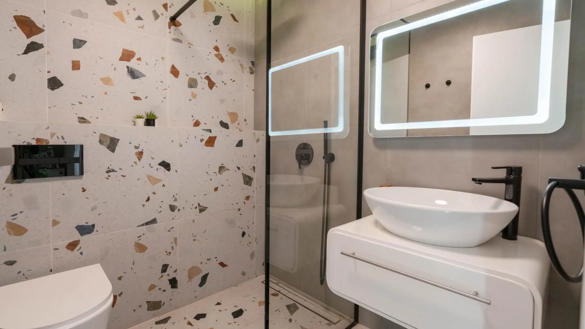Design 1Bdr Apartment Near City Center Sofía