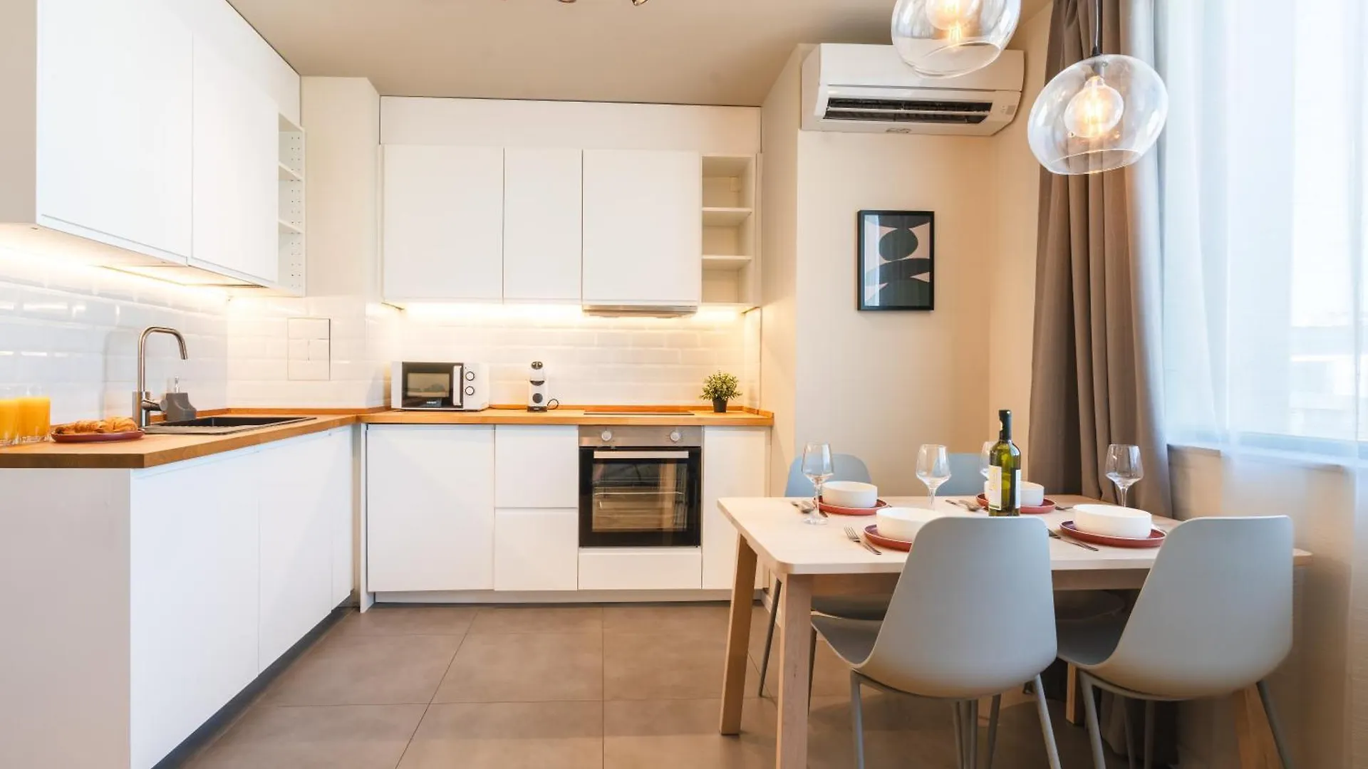 Design 1Bdr Apartment Near City Center Sofía 0*,